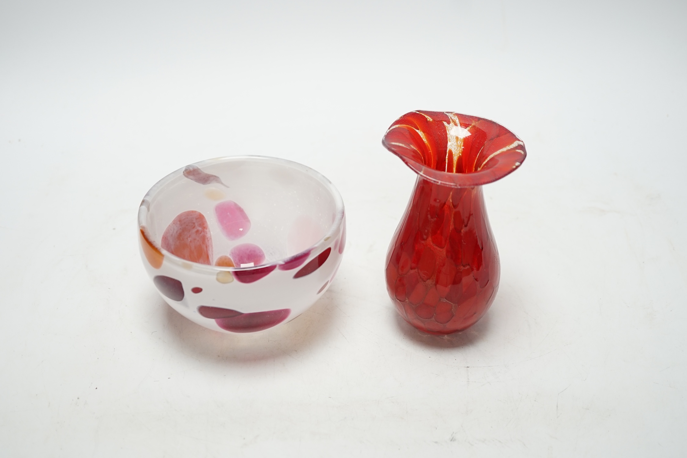 Two Will Shakespeare studio glass pieces; a nougat bowl and a red vase, taller 12.5cm